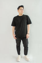 Load image into Gallery viewer, Japanese Heavyweight 230gsm Basic Tee Unisex (Black)
