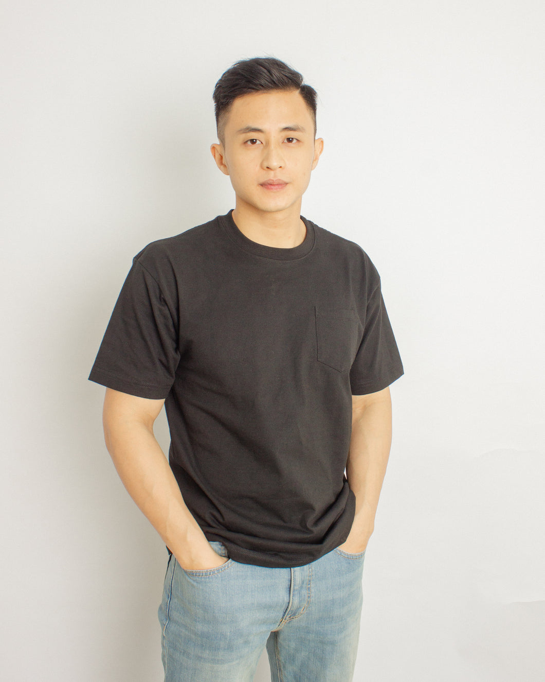 Japanese Heavyweight 230gsm Pocket Tee Unisex (Black)