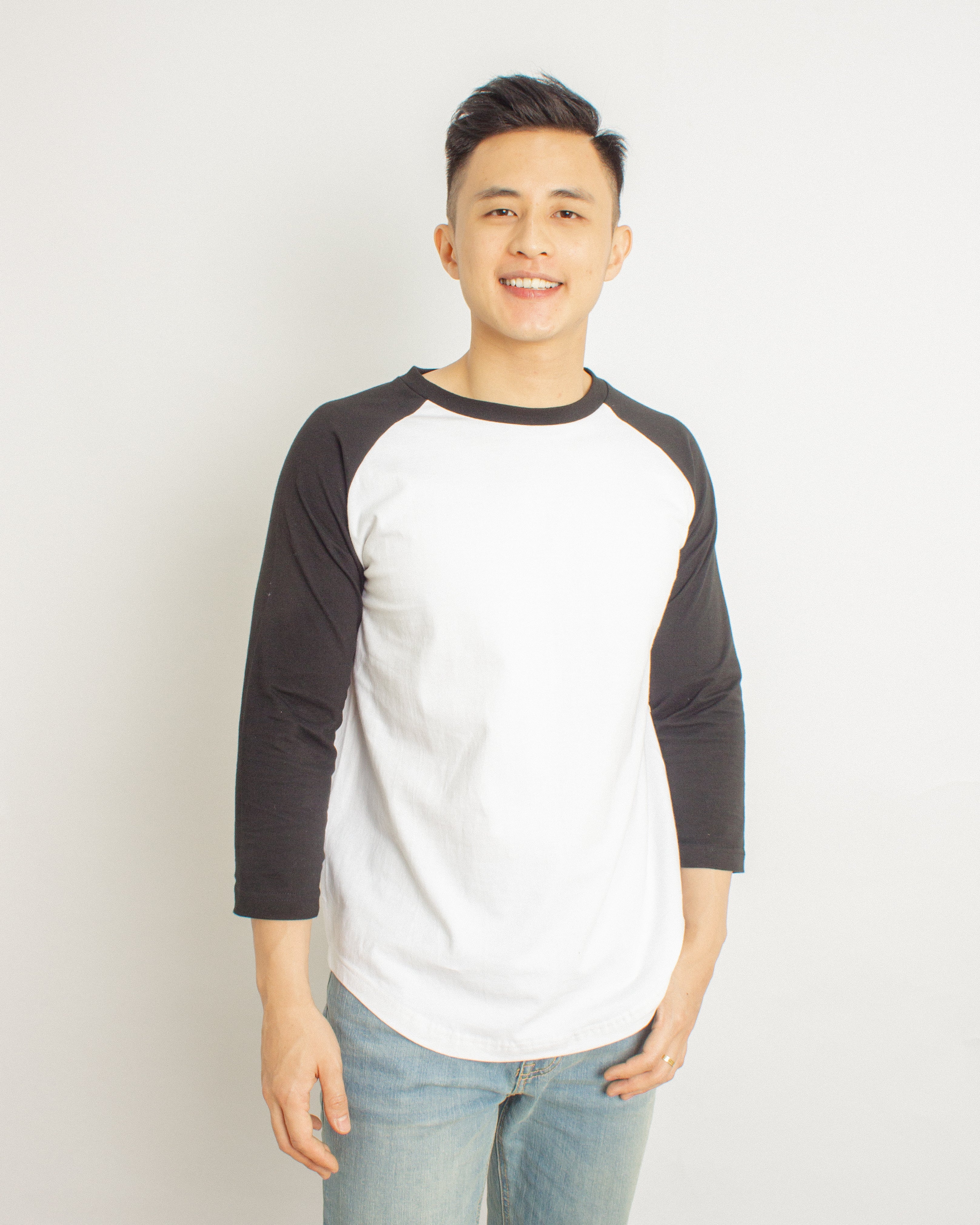 Japanese Heavyweight Raglan 3/4 Sleeve Tee Unisex (White+ Black Sleeve)